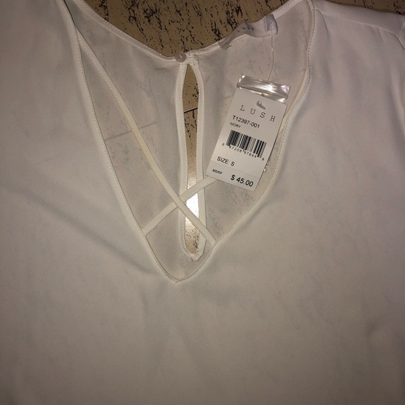 New with tag Lush blouse shirt size small - Picture 2 of 4